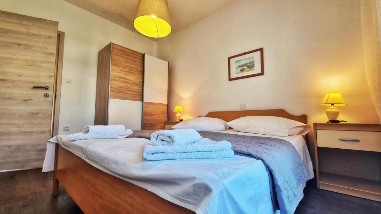Apartments Ribaric Palit Экстерьер фото